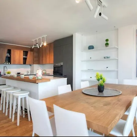Apartment Combo Bombo Apart *